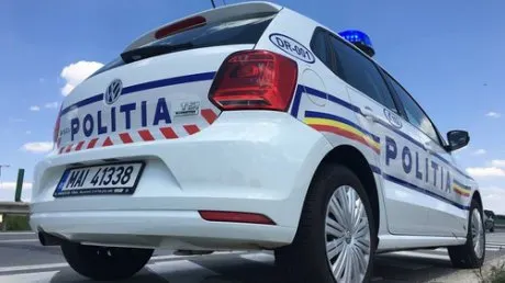 Poliţiştii olteni, razie printre cei care îşi folosesc maşinile la "ia-mă, nene"