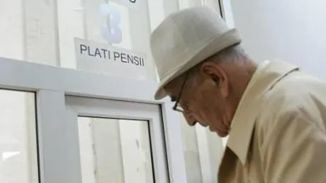 Cumul pensie-salariu: Senatul a aprobat tăierea cu 85% a pensiilor de serviciu și militare