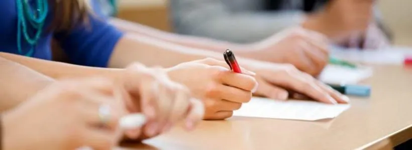 Aproape o mie de candidaţi din Olt susţin bacalaureatul, în sesiunea de toamnă