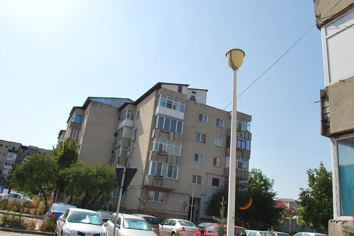 Primăria Slatina accesează fonduri europene pentru modernizarea şi extinderea iluminatului public din oraş