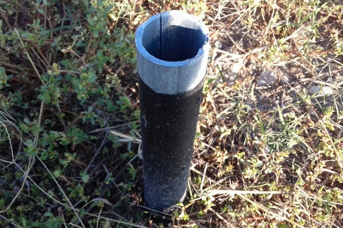 Hoţii de fier vechi au furat stâlpii indicatoarelor rutiere dintre Piteşti şi Slatina - FOTO