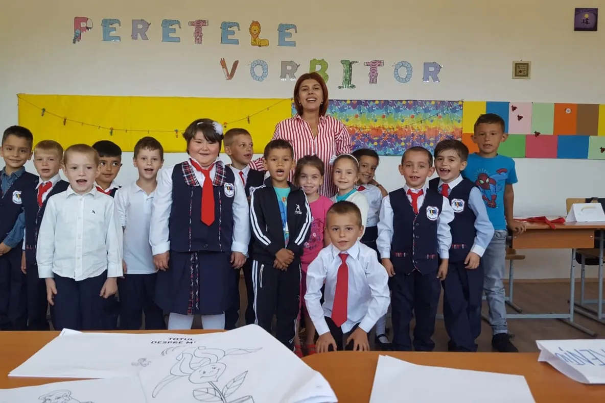 Raluca, dascălul de 10 la Titularizare: ,,Schimbarea începe cu noi!”- INTERVIU-FOTO