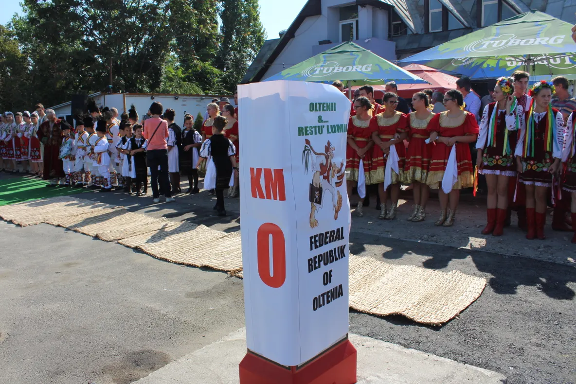 Trei zile de umor şi voie bună, la Festivalul Oltenii şi „Restu' Lumii“ de la Slatina- FOTO