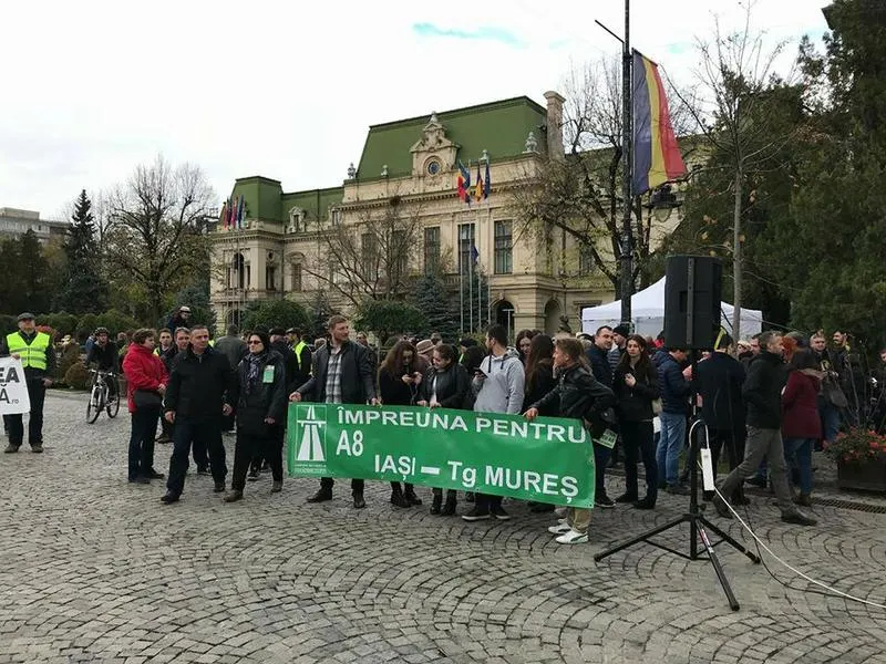 Ce lucrări grele face compania care va construi Tronsonul 2 al Drumului Expres Craiova-Pitești