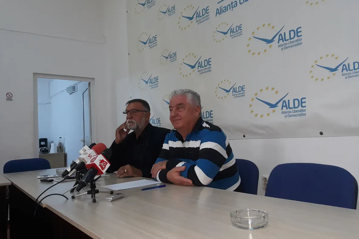 Excluşii din ALDE îşi fac partid şi susţin PSD. Anunţul fostului lider al organizaţiei Olt