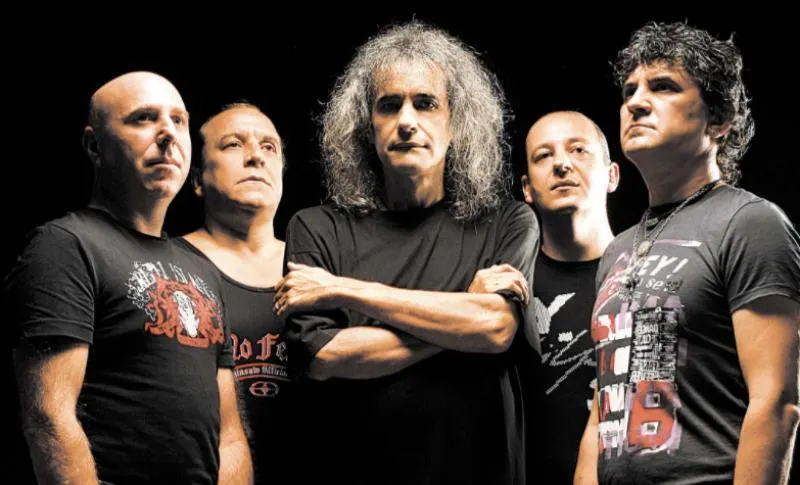 Vedetele trupei Iris concertează la două petreceri de Revelion din Olt, după despărțirea cu scandal