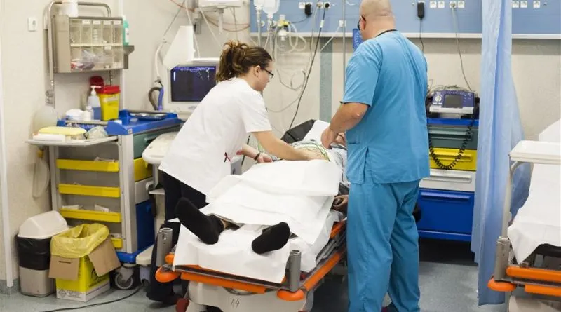 Patru olteni, diagnosticați cu gripă sezonieră. Cum poate fi ținută la distanță boala