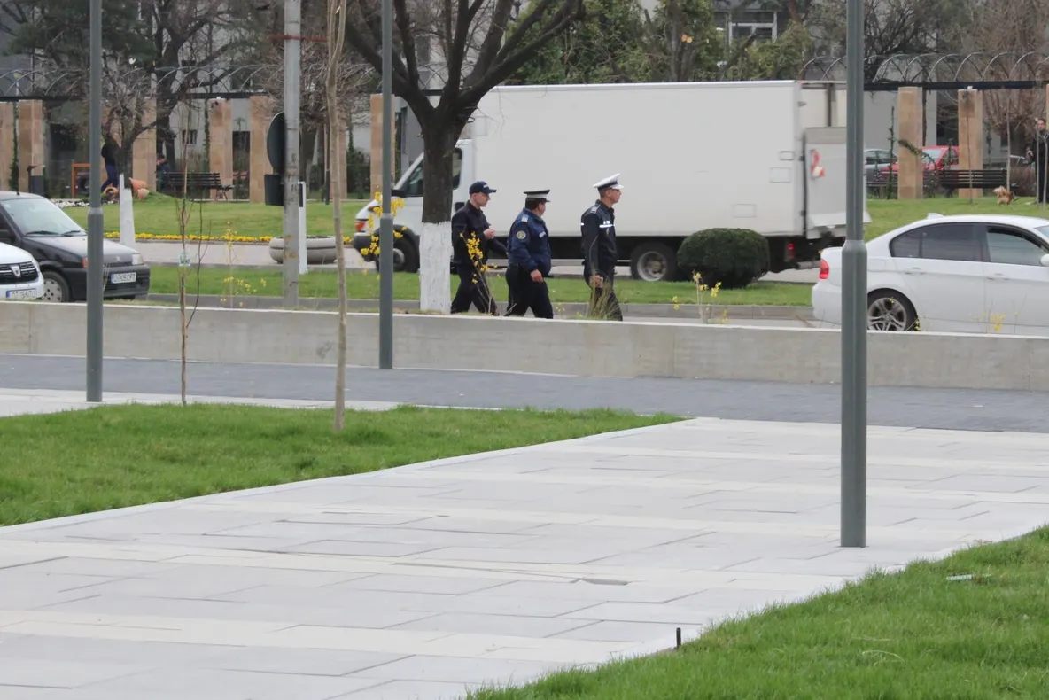 Slatina: Săltat de poliţişti, după o şicană în trafic