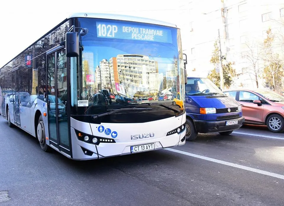 Microbuze și autobuze noi pentru slătineni. Trei proiecte în derulare
