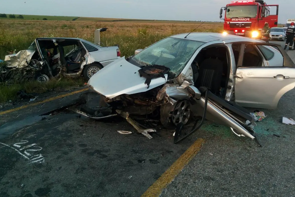 Accidentul grav din Olt: O persoană a murit şi alta e în stare gravă la spital | FOTO&amp;VIDEO