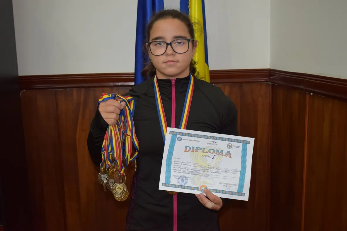 O elevă din Corabia, campioană națională la kaiac-canoe