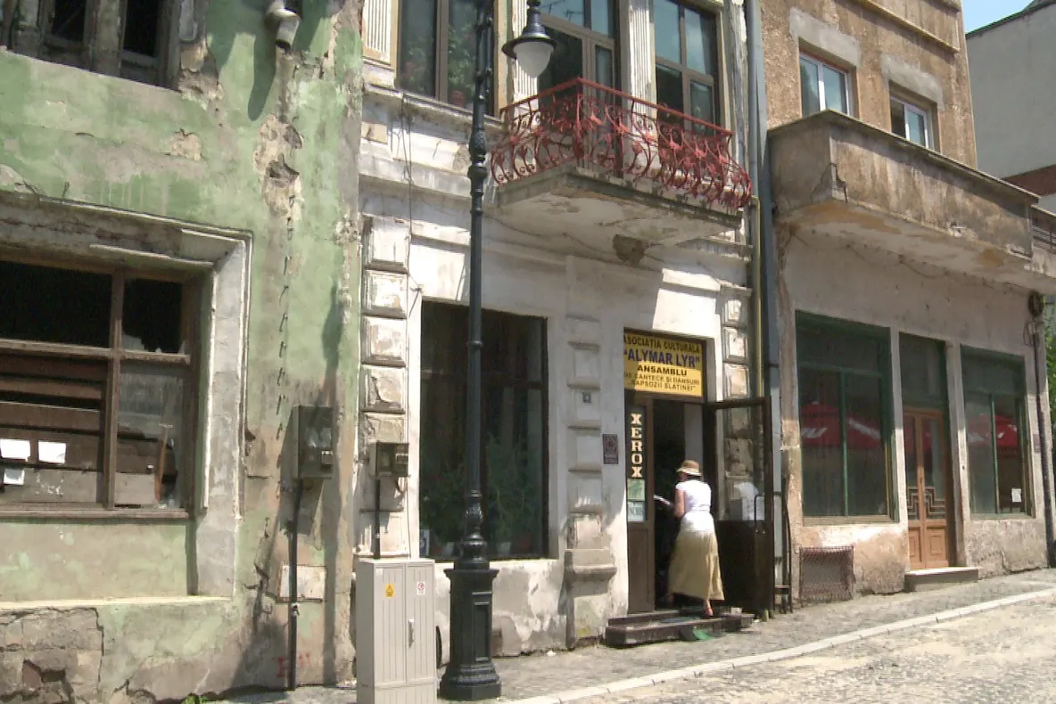 Istorie locală. Patru meşteri cofetari de origine macedoneană, care îi îndulceau pe slătinenii de altădată