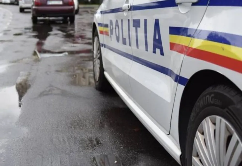 Pietoni spulberaţi de autoturism, la Caracal. Unul este în comă