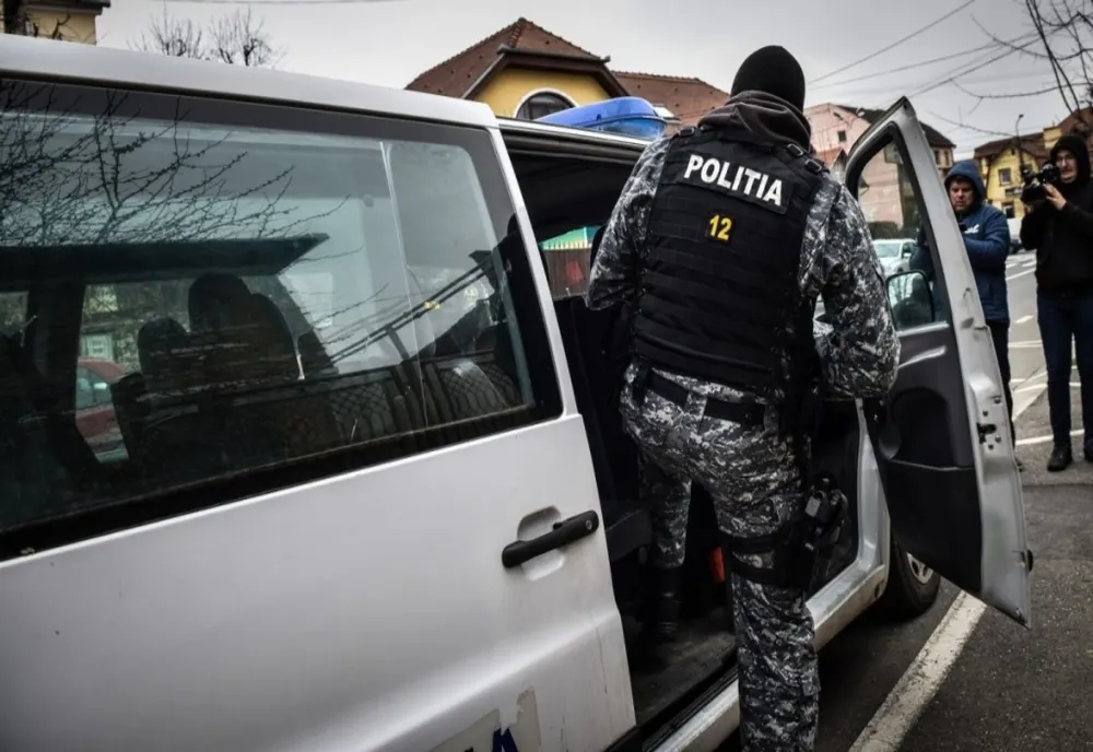 Procurorii DIICOT Olt au destructurat o grupare care a produs o evaziune fiscală de peste şapte milioane lei