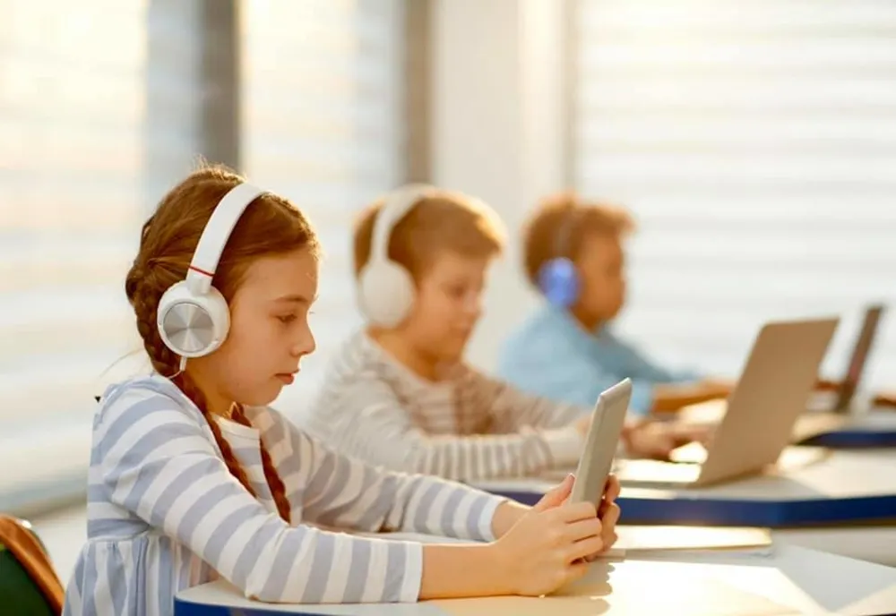 Concurs naţional de robotică. 10 copii din Olt, printre câştigători