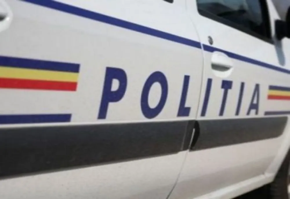 Bătrân, lovit de o maşină pe trecerea de pietoni, în Slatina