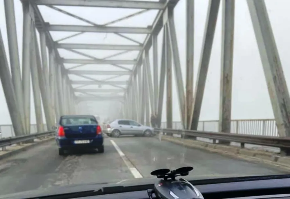 Slatina: Accident pe Podul Olt