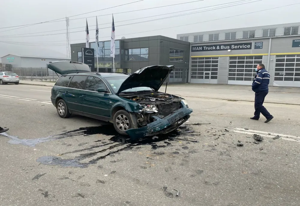 VIDEO. Accident în Slatina. O persoană la spital