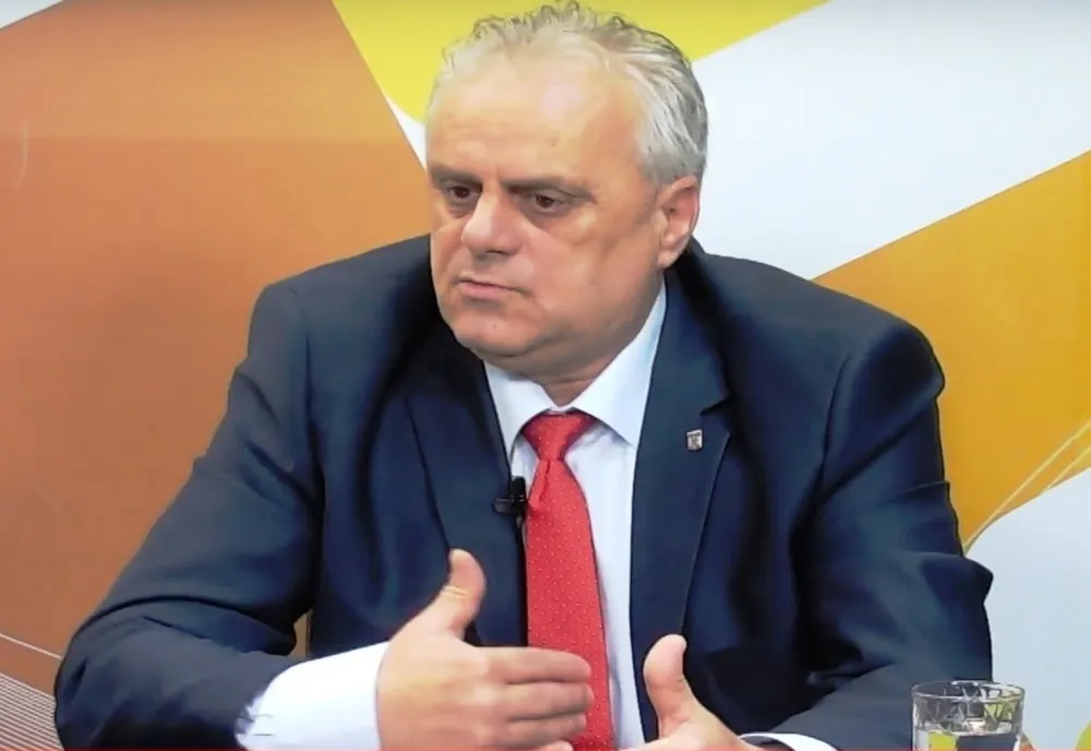 INTERVIU | Revoluţionarul Constantin Popescu: Am plecat într-o gecuţă şi am revenit după două luni cu o manta de la soldaţii de la Palatul Victoriei