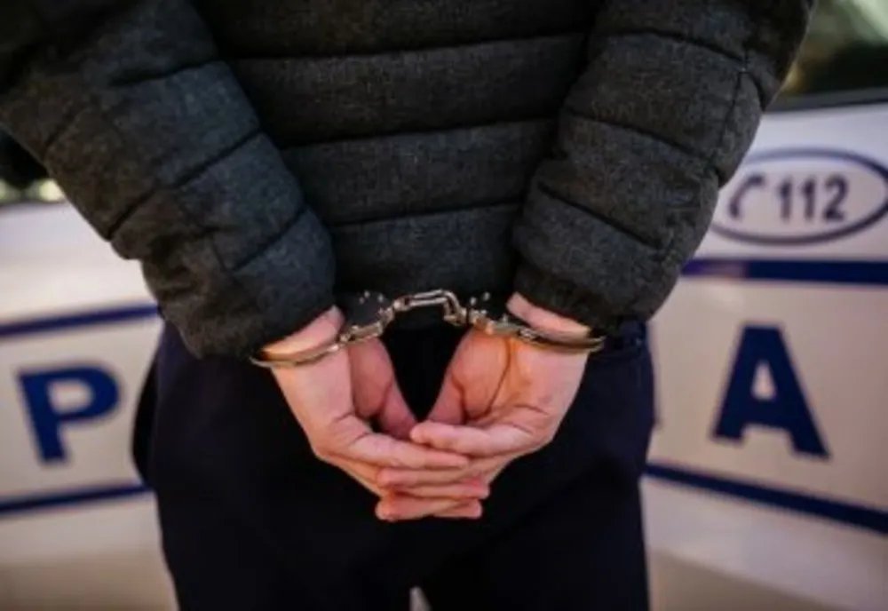 Un infractor din Satu Mare, urmarit național, depistat de polițiști din Neamț și Olt