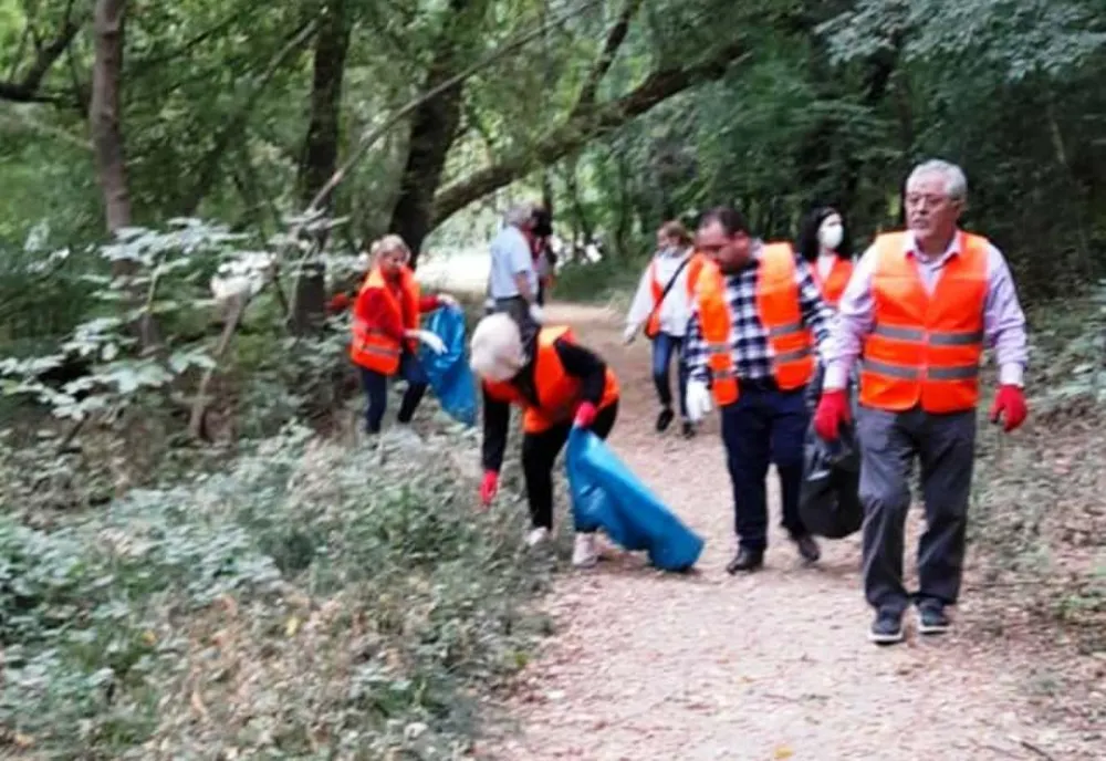 Ecologizare cu voluntari, la Caracal