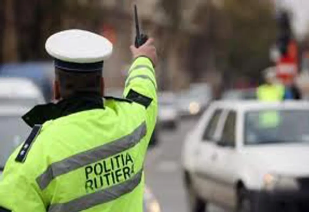 Transport ilegal de persoane, în Olt. Ce au făcut poliţiştii