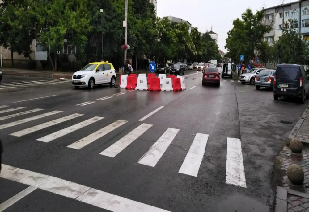 Noi sensuri giratorii în Slatina