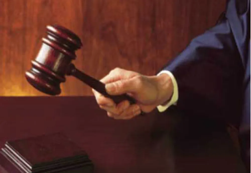 Cazul poliţistului din Olt împuşcat în cap de iubită. Tribunalul a condamnat-o pe femeie la închisoare