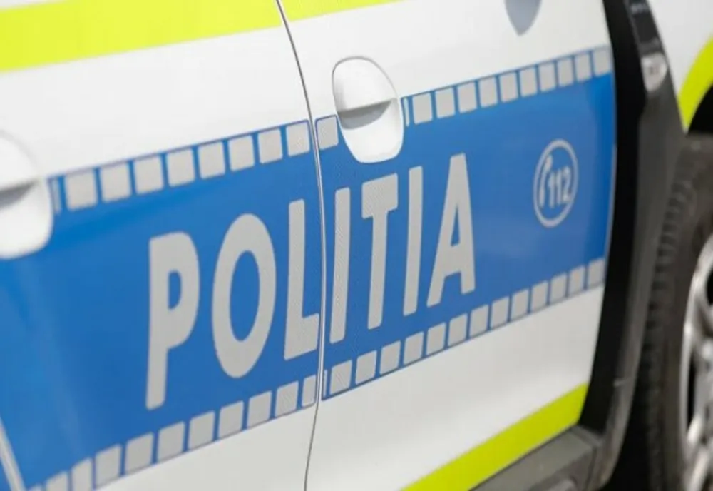 Pieton, lovit mortal de o maşină, într-o comună din Olt. Un poliţist la volan