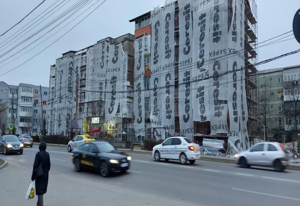 La Slatina continuă programul de anvelopare termică a blocurilor de locuit