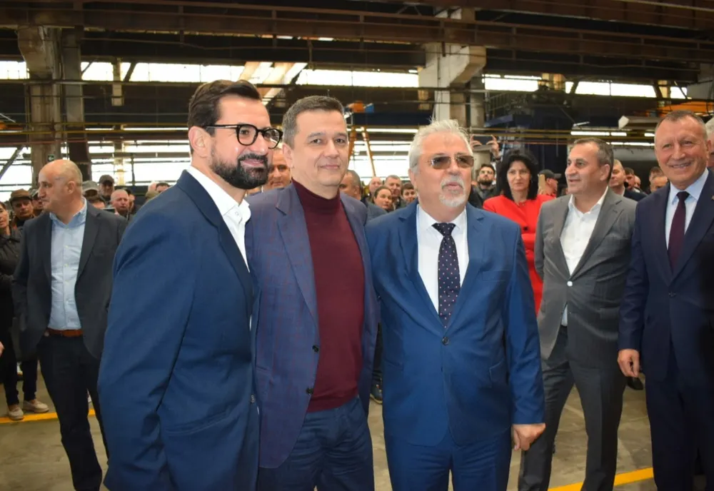 50 de ani de la primul vagon fabricat în fabrica de la Caracal. Grindeanu, prezent la manifestări