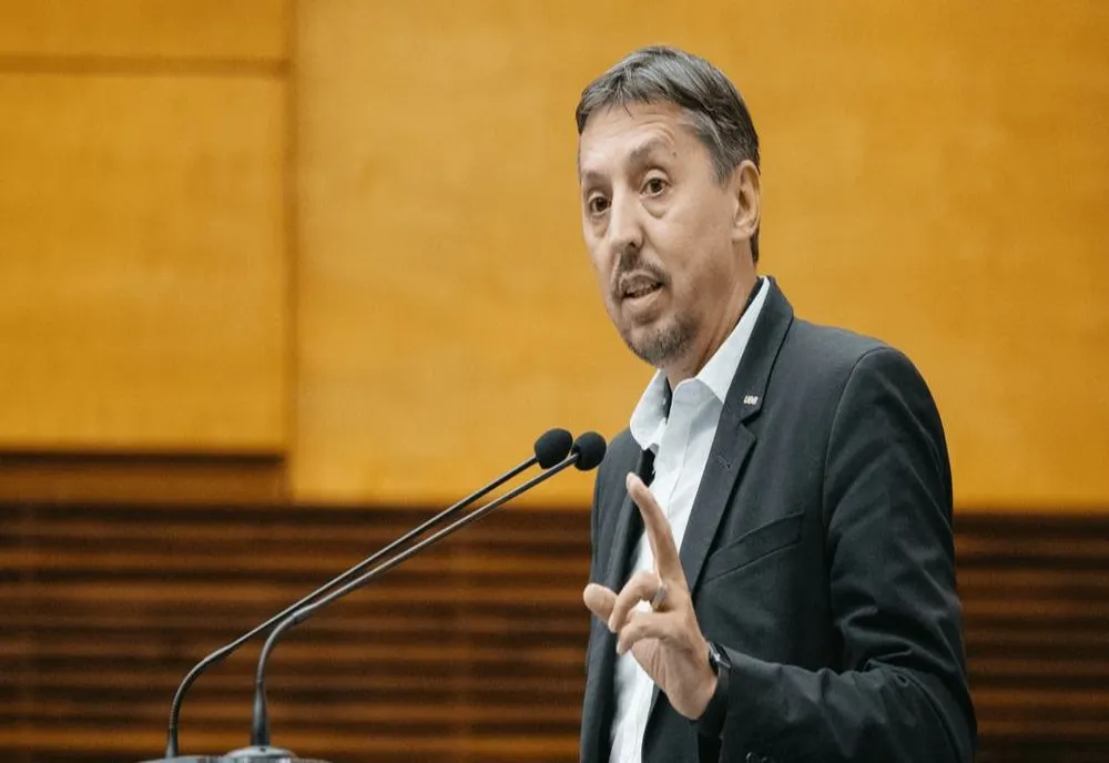 MINISTRUL EDUCATIEI: ”PREMIERUL ARE DEMISIA MEA PE MASĂ”. NICIUN OM NU VA FI DAT AFARĂ DIN EDUCAȚIE SAU CERCETARE ÎN ROMÂNIA