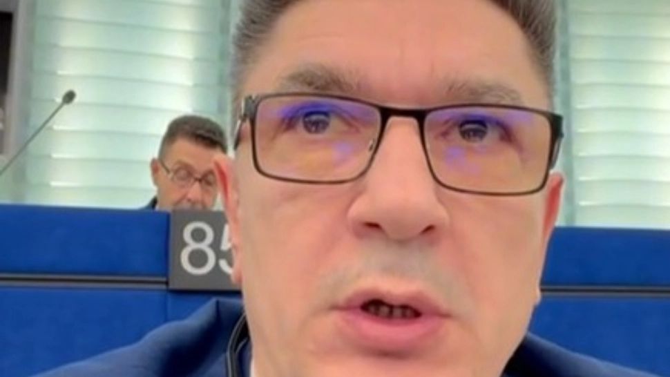 Luis Lazarus: România riscă stagnare politică, soluția sunt alegerile anticipate