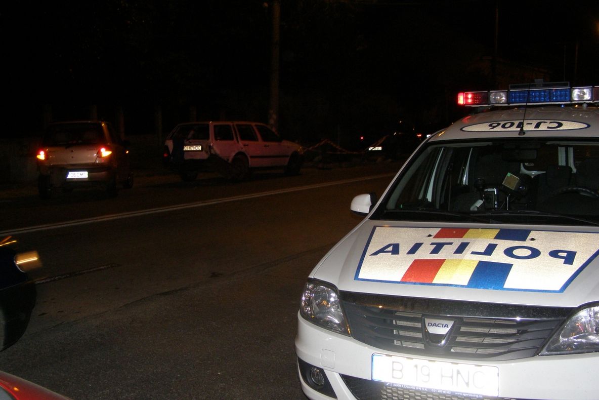 Sfârşit TRAGIC pentru un biciclist din Olt. A fost lovit mortal de capul tractor al unui TIR