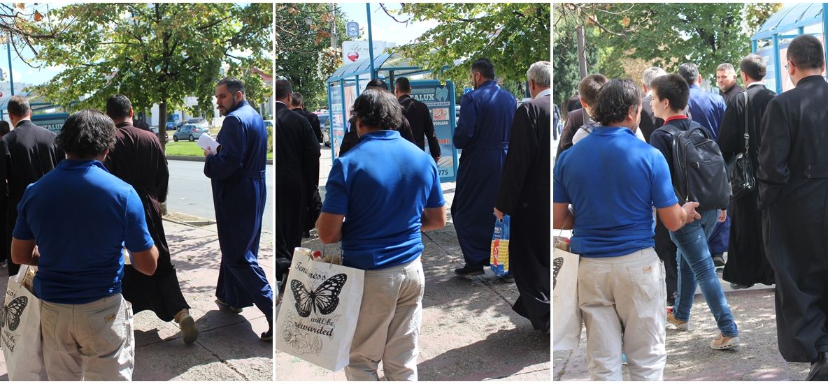 FOTO. Unde e mila Bisericii? Un bărbat care cerşea în centrul Slatinei, ignorat de un grup de preoţi