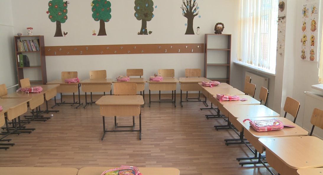 Un elev din Olt a dat în judecată şcoala, inspectoratul şi ministerul şi a câştigat procesul