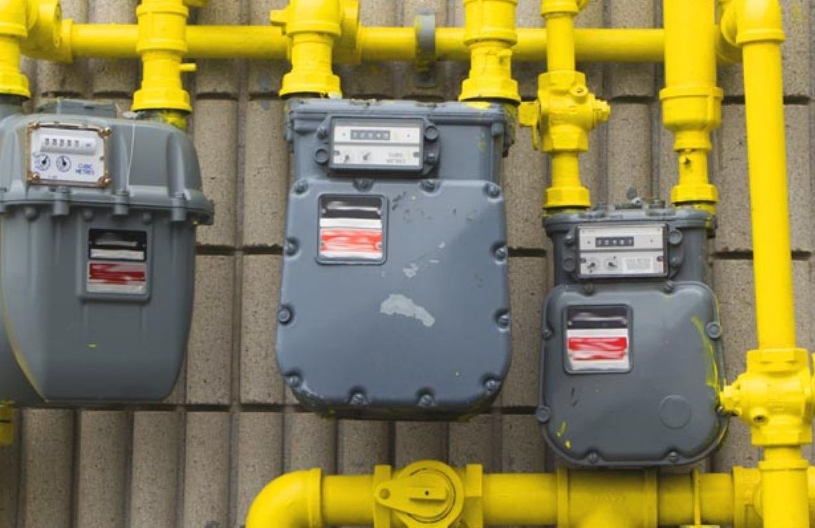 Verificări din uşă în uşă, înainte de reluarea alimentării cu gaze naturale, la Slatina