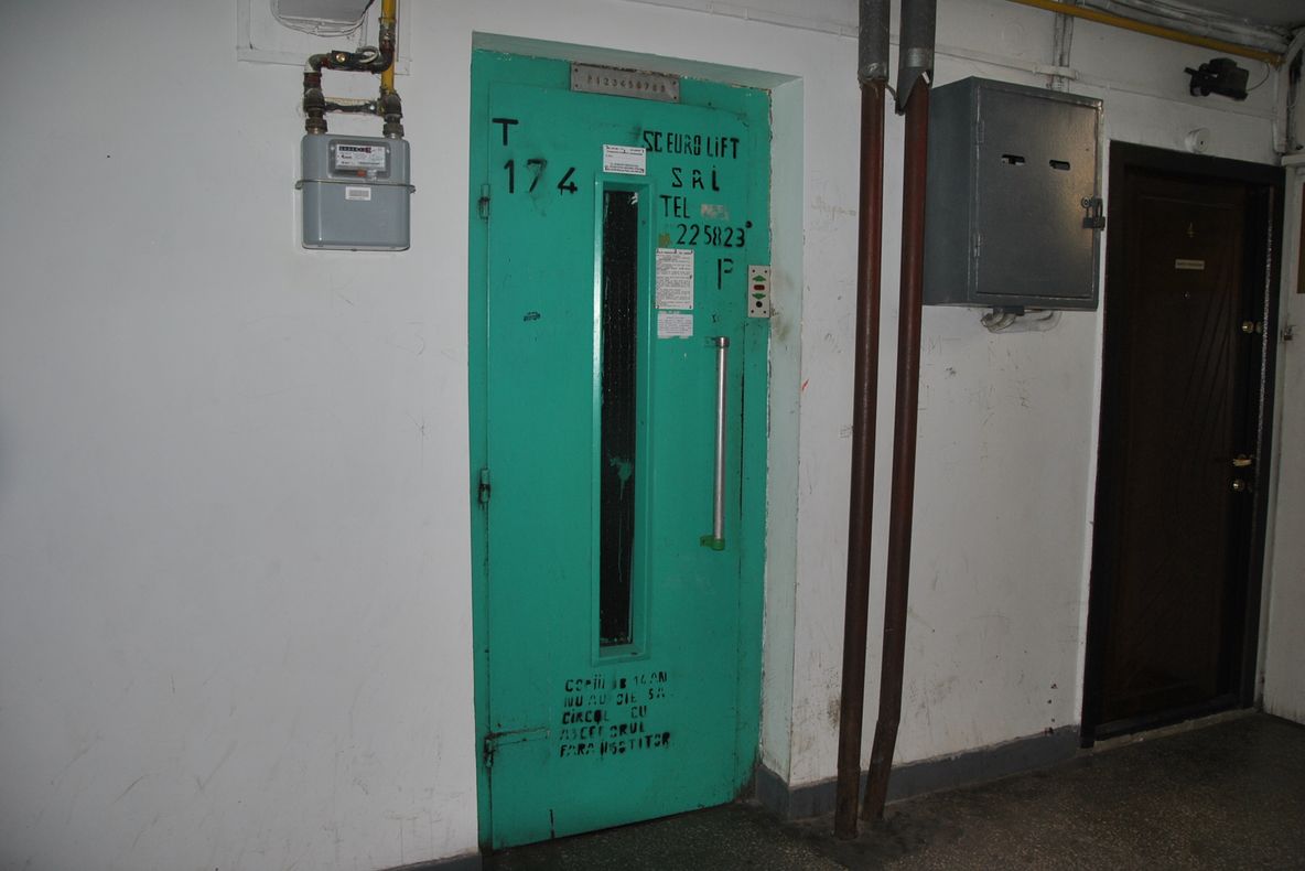 Toate lifturile blocurilor din Slatina, schimbate pe banii primăriei