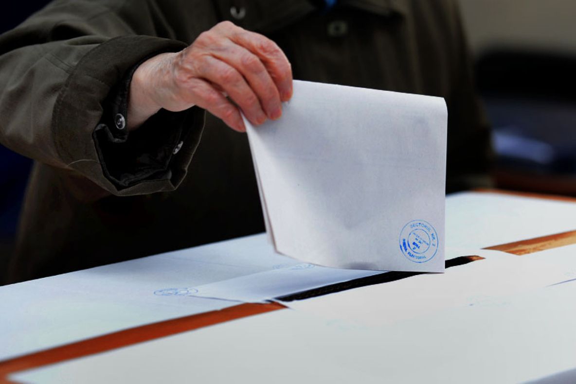 Peste 50% dintre olteni au votat, duminică. EXIT POLL - PSD la egalitate cu PNL, iar USR-PLUS pe locul trei