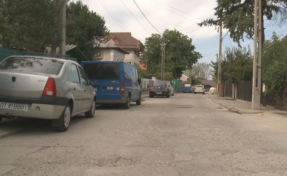 20 de constructori  au depus oferte pentru asfaltarea străzilor din Slatina. Ce condiție le-a impus primăria