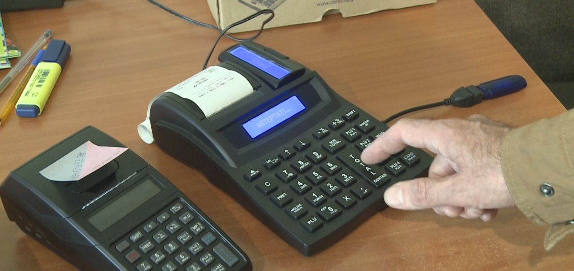 Casele de marcat vechi, înlocuite până joi. Furnizor: „Avem 400-500 de clienți pe lista de așteptare”