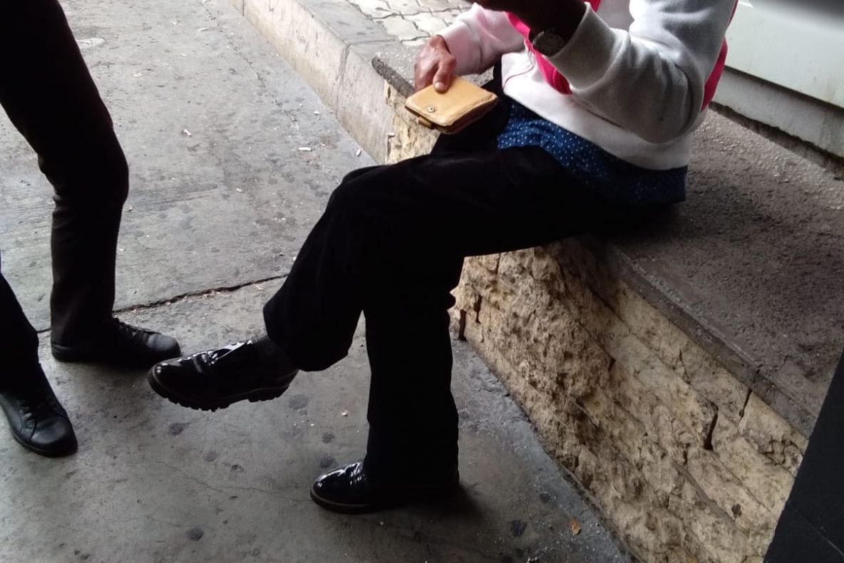 Amenzi pentru fumat în curtea Spitalului Slatina