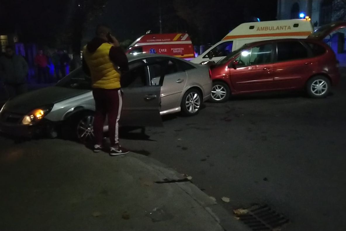 Accident în Caracal. Trei copii au ajuns la spital - FOTO&amp;VIDEO