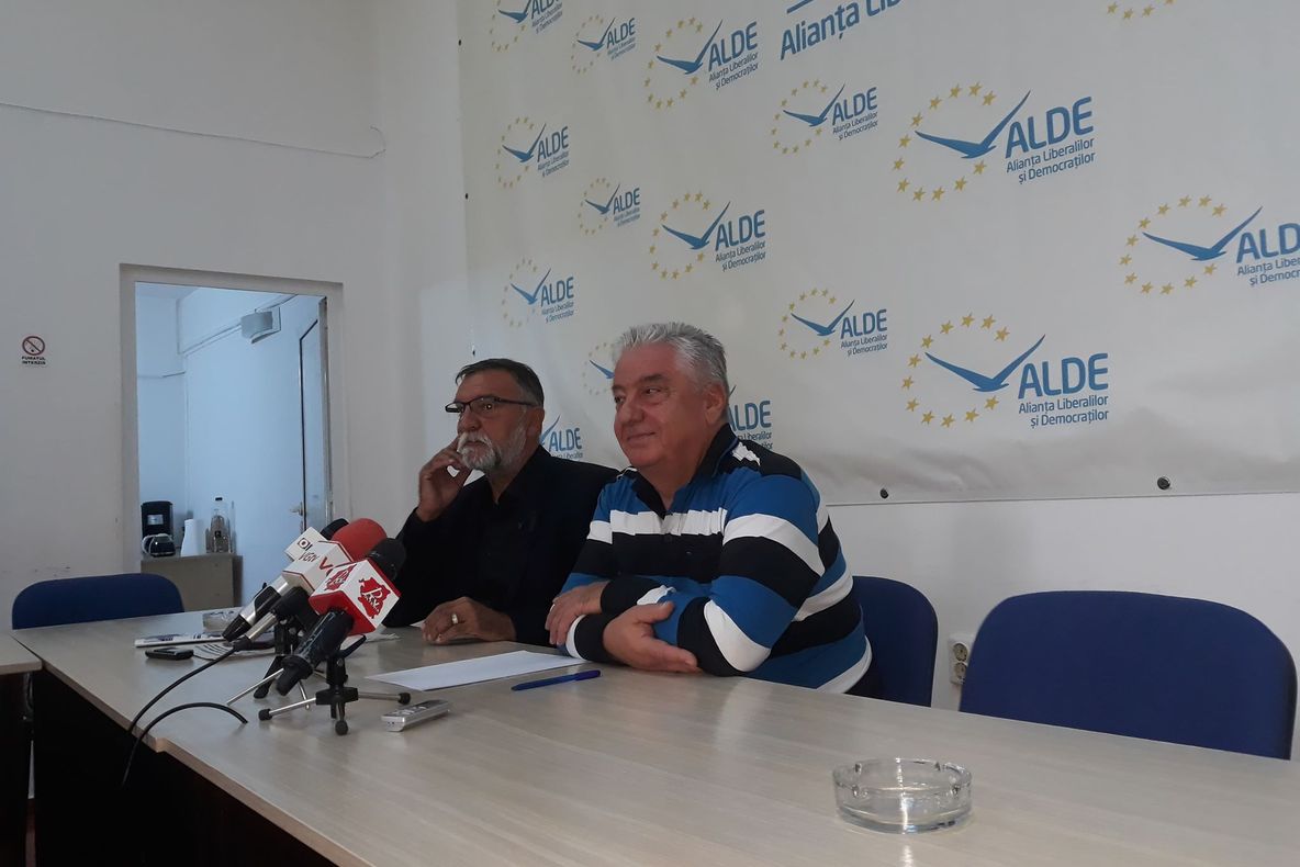 Excluşii din ALDE îşi fac partid şi susţin PSD. Anunţul fostului lider al organizaţiei Olt