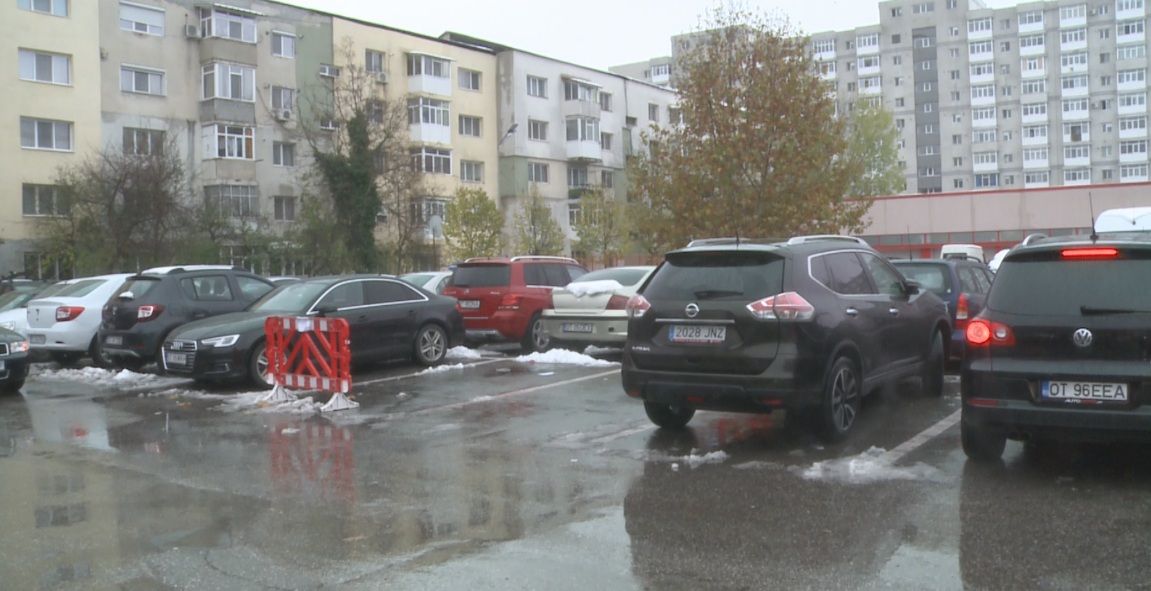 Sondaje geotehnice pentru construcția unei parcări pe trei niveluri, la Slatina