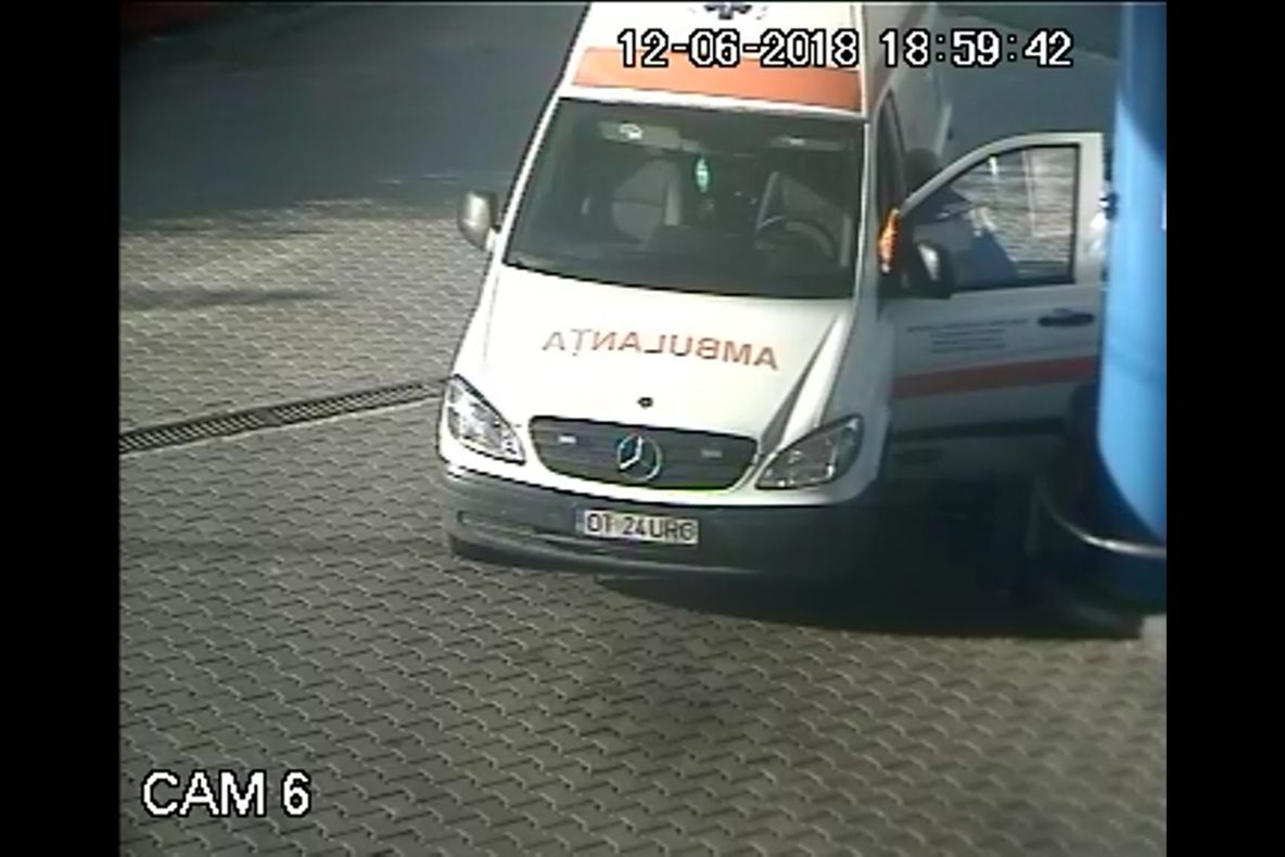 Angajaţii Ambulanţei din Olt care au interzis la serviciu contestă măsura procurorului