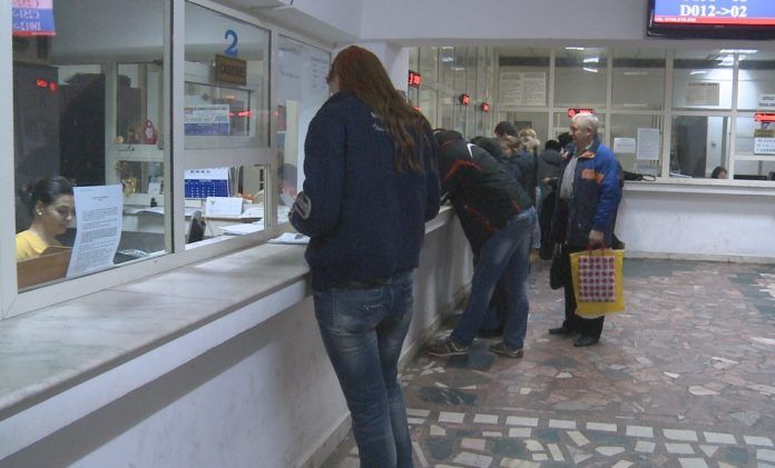 Câţi dintre slătineni şi-au achitat impozitele şi taxele până în prezent. Este vorba despre aproape jumătate dintre contribuabili