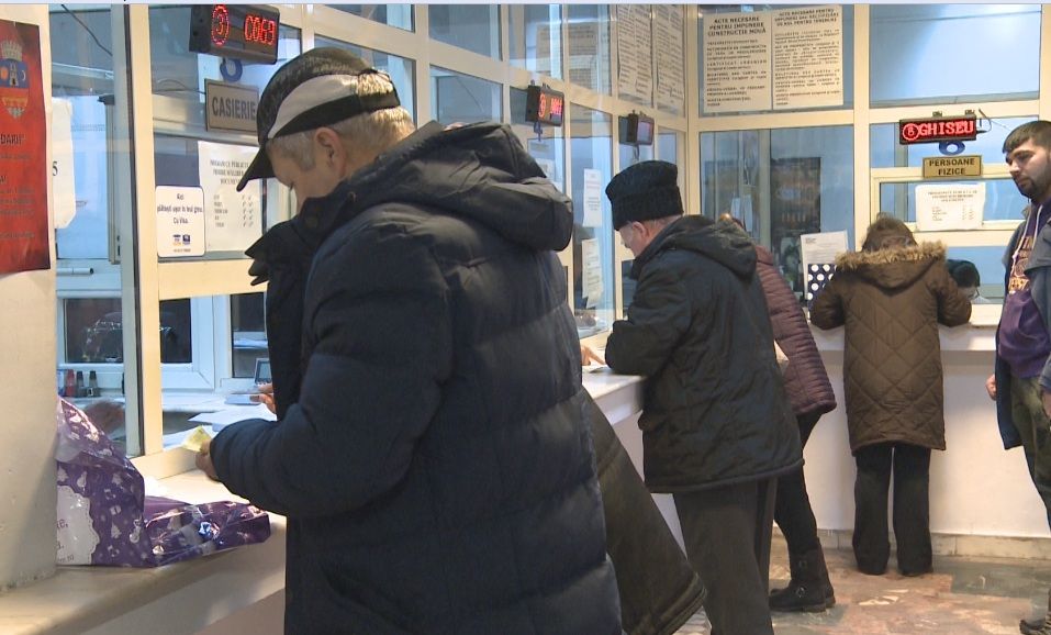 Prima zi de plată a impozitelor la Slatina. Reduceri pentru cei care achită contribuția pe tot anul