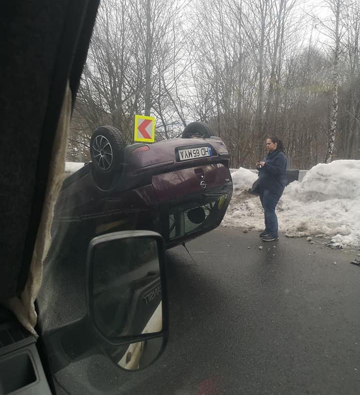 Tânăr mort în accident la Jitaru. A intrat cu mașina sub roțile unui TIR/ FOTO
