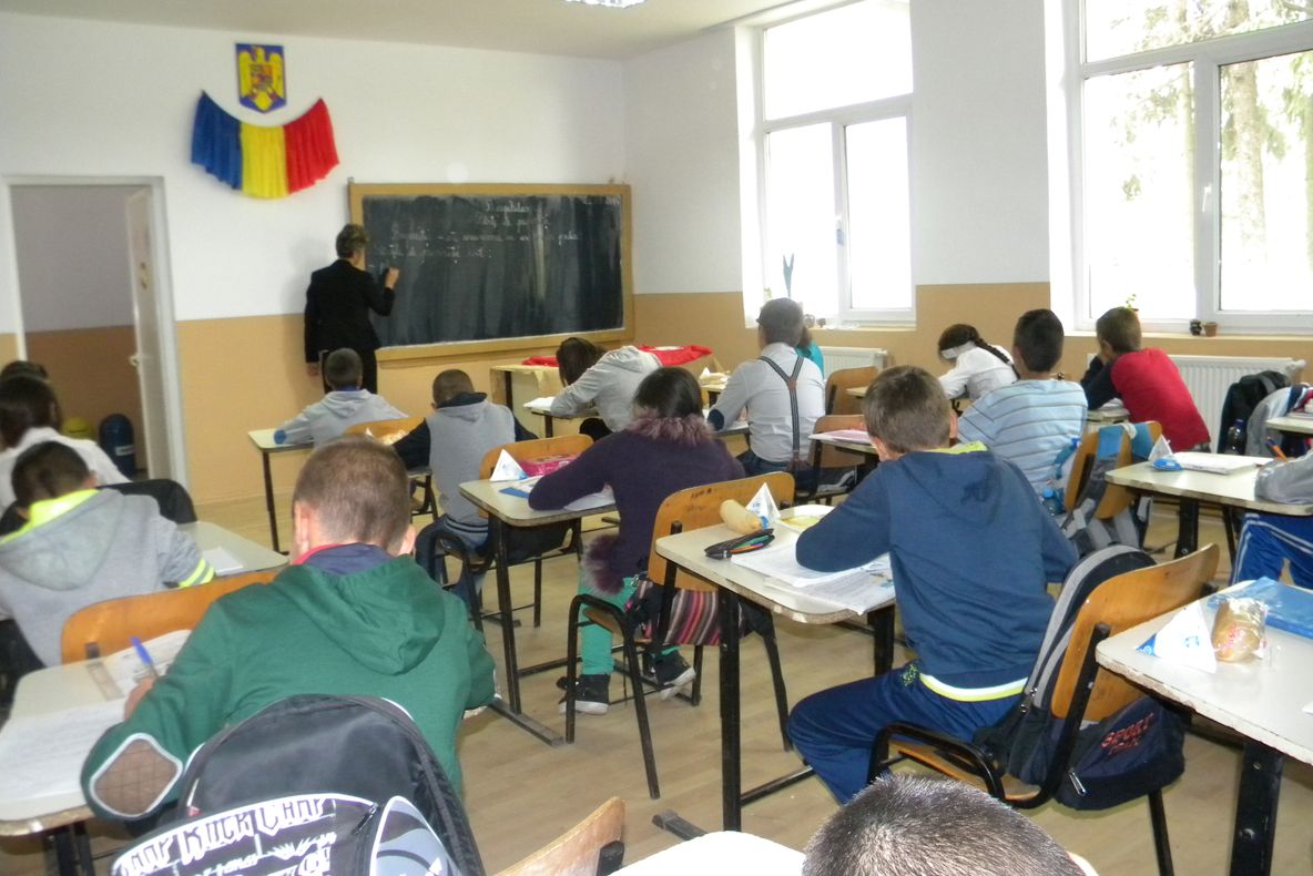 În 20 de şcoli din Olt toţi copiii au luat evaluarea naţională
